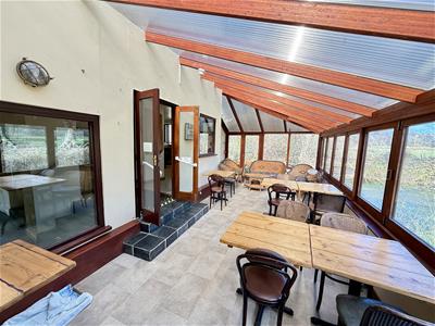 CONSERVATORY/DINING AREA